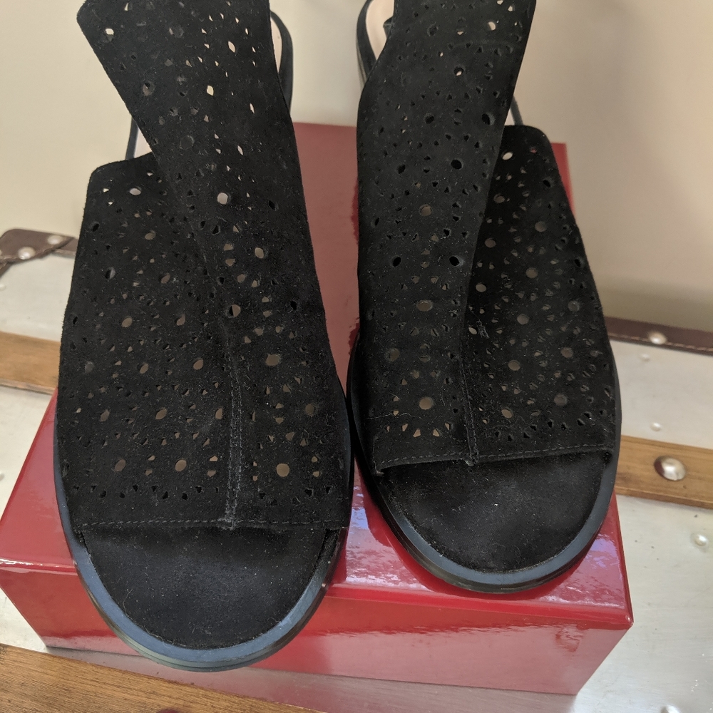 💰💰Nine West black suede block heel sz11